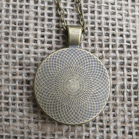 Pentacle with Cat & Raven Glass Cabochon Pendant Necklace - Picture 3 of 13